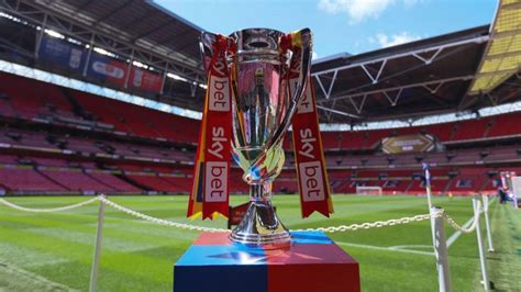 Football finances: Championship clubs' revenue exceeds wages .